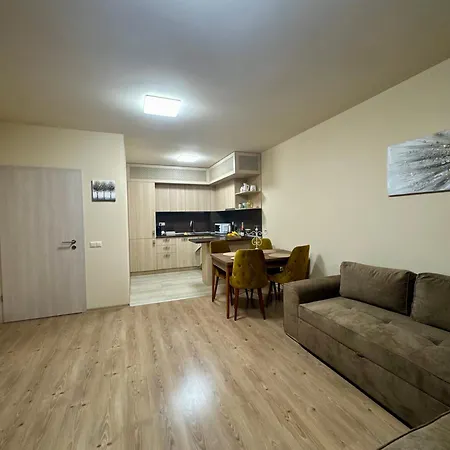 Apartment Argisht Palm -